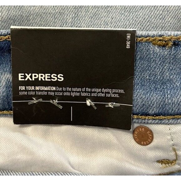 $80 NWT Express mid rise light wash 70’s flare jeans size 6R - Picture 9 of 11
